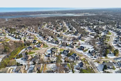 2642 Sandhurst Drive, Lewis Center, OH 43035 - Photo 5