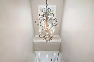 2642 Sandhurst Dr, Lewis Center, OH 43035 - Photo 9