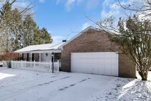 245 Rainbow Dr NE, Lancaster, OH 43130 - Photo 5