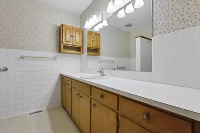 245 Rainbow Drive NE, Lancaster, OH 43130 - Photo 47