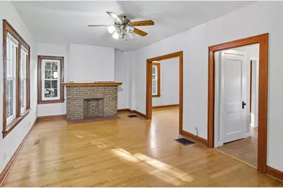 44 W Pacemont Road, Columbus, OH 43202 - Photo 3