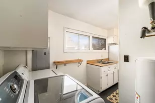 161 N Gould Rd, Columbus, OH 43209 - Photo 23