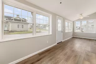 129 Park St, Buckeye Lake, OH 43008 - Photo 5