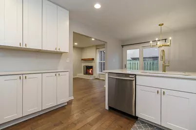 1537 Sandringham Court, Columbus, OH 43220 - Photo 11