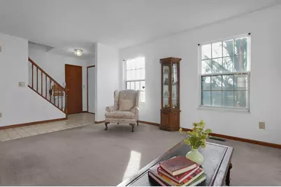 5288 Hyde Park Drive, Hilliard, OH 43026 - Photo 3