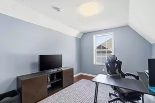 181 Clarendon Ave, Columbus, OH 43223 - Photo 39