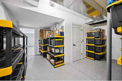 395 E Deshler Avenue, Columbus, OH 43206 - Photo 27