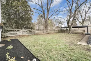 4374 Scenic Dr, Columbus, OH 43214 - Photo 59