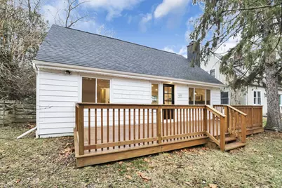 4374 Scenic Drive, Columbus, OH 43214 - Photo 5