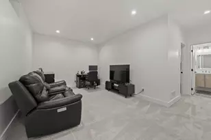 1205 Hamlet St, Columbus, OH 43201 - Photo 21