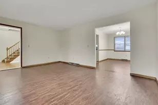 6464 Blackhaw Dr, Reynoldsburg, OH 43068 - Photo 9