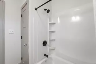 27 Dakota Ave, Columbus, OH 43222 - Photo 33