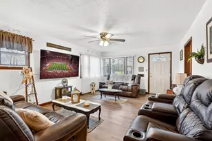 319 N Park Ave, Wellston, OH 45692 - Photo 9