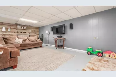 935 Blossom Lane, Zanesville, OH 43701 - Photo 23