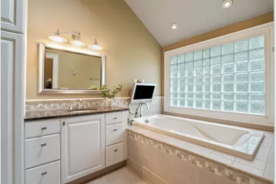 7832 Country Brook Lane, Reynoldsburg, OH 43068 - Photo 35