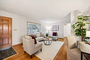 1276 Gresham Rd, Columbus, OH 43204 - Photo 5