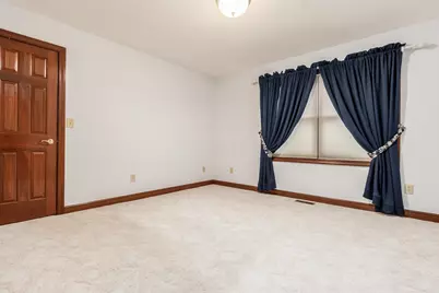 528 Gleneagles Drive, Newark, OH 43055 - Photo 33