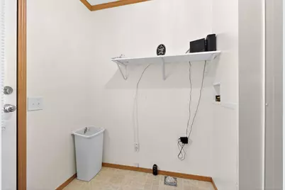 484 Cedarwood Road, Columbus, OH 43207 - Photo 17