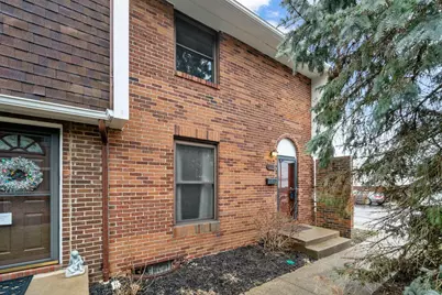 1904 Willoway Circle S, Columbus, OH 43220 - Photo 1