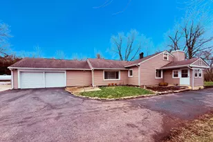 438 Grange Hall Rd, Beavercreek, OH 45430 - Photo 1