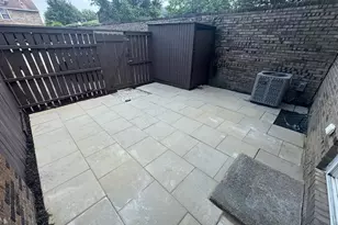 2337 Hardesty Ct, Columbus, OH 43204 - Photo 17