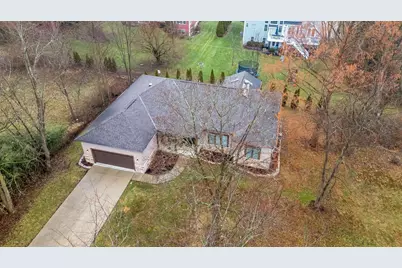 110 E Pawnee Drive, Powell, OH 43065 - Photo 15