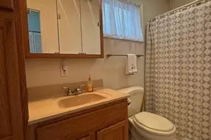 1301 Old Henderson Rd, Columbus, OH 43220 - Photo 19