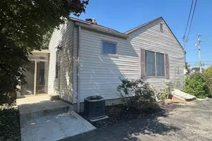 1301 Old Henderson Rd, Columbus, OH 43220 - Photo 23