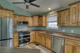 7034 Eaglepoint Dr, Nashport, OH 43830 - Photo 17