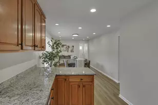 4391 Kendale Ct, Columbus, OH 43220 - Photo 13