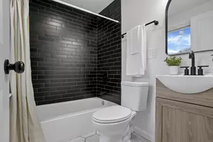 430 S James Rd, Columbus, OH 43213 - Photo 9