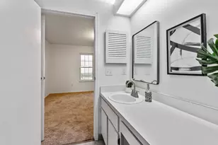 3828 Falls Cir Dr, Hilliard, OH 43026 - Photo 15