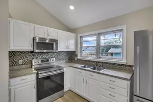 1571 Baxter Dr, Columbus, OH 43227 - Photo 17