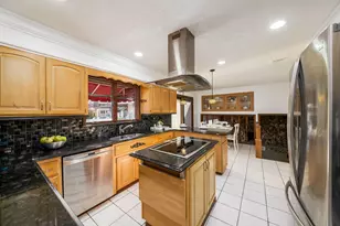 2853 Lakewood Dr, Columbus, OH 43231 - Photo 17