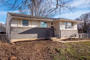 5364 Stock Rd, Columbus, OH 43229 - Photo 3