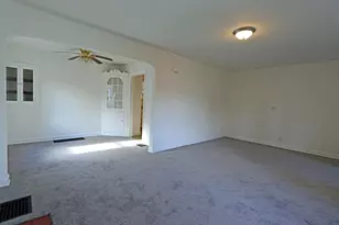 1723 S Champion Ave, Columbus, OH 43207 - Photo 5