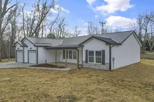 5705 Dahlia Dr NE, Thornville, OH 43076 - Photo 5