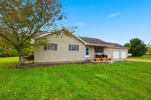 10673 US Hwy 22, Williamsport, OH 43164 - Photo 1