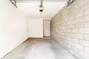 115 E Noble St, Columbus, OH 43215 - Photo 27