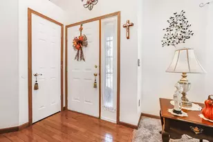 6324 Rossmore Ln, Canal Winchester, OH 43110 - Photo 5