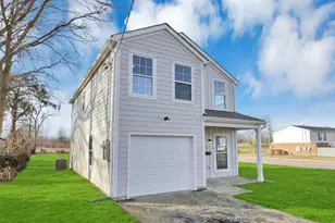 277 Josephine Ave, Columbus, OH 43204 - Photo 1