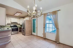 8562 Victoria Meadow Ln, Reynoldsburg, OH 43068 - Photo 7