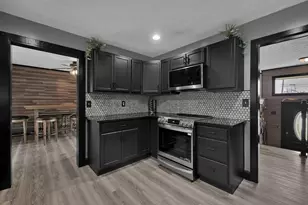 267 S Waggoner Rd, Reynoldsburg, OH 43068 - Photo 13