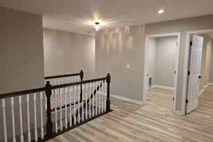 4878 Amber Xing Dr, Columbus, OH 43232 - Photo 27