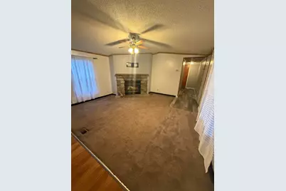 1477 Dove Dr Drive, Columbus, OH 43219 - Photo 3