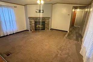 1477 Dove Dr Dr, Columbus, OH 43219 - Photo 3