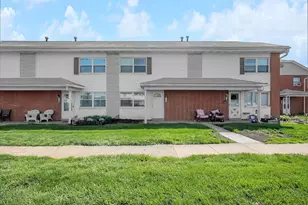 129 Buckeye Cir, Columbus, OH 43217 - Photo 3