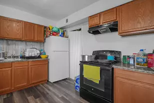 156 Buckeye Cir, Columbus, OH 43217 - Photo 9