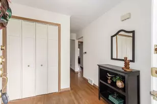 122 N Virginialee Rd, Columbus, OH 43209 - Photo 5