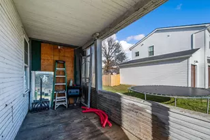 1618 Marlboro Ave, Obetz, OH 43207 - Photo 3